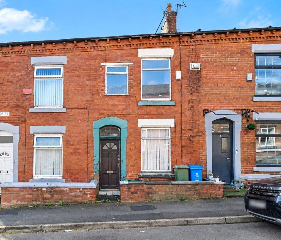 Briscoe Street, Oldham, OL1